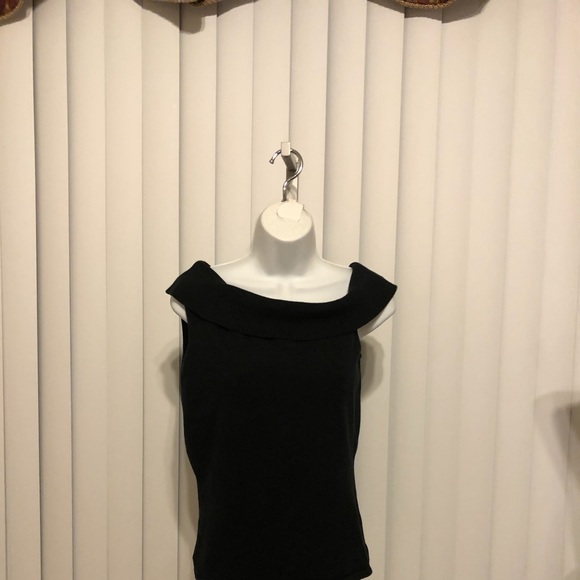 White House Black Market top of silk/spandex - Picture 5 of 5